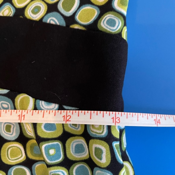 *DONATED* Maggy L | V-Neck Dress | Green Black Blue Sq Print - Picture 4 of 7